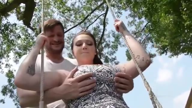 Daddy Should Never Leave Alone His Busty Daughter With Filthy Gardener