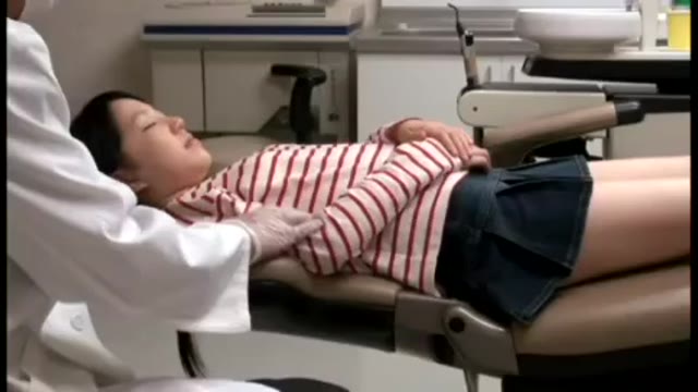 Dentist Gave General Anesthesia To Teen And Creampie Her Pussy While She Was Passed Out