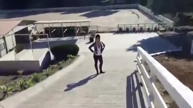 Dude Visit His Rich Friends Mansion And She Make His Staying Unforgettable