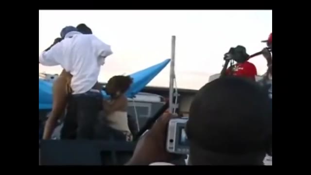 Ebony Bitches Sucking Dicks On Stage
