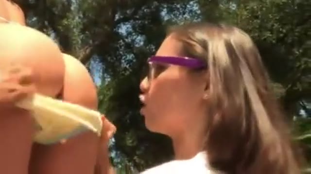 Experience Of Washing Car Together Teen Stepsisters Brought On Whole New Level
